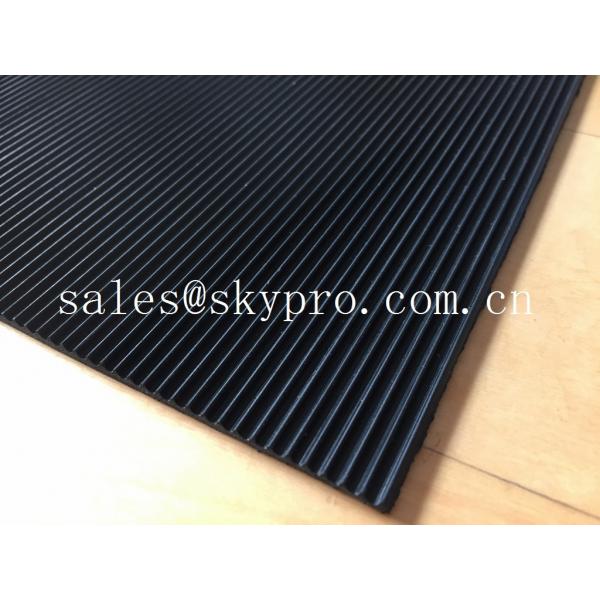 Quality Heavy duty Flooring / gasket 2.5mm - 20mm Rubber Sheet Roll Smooth / embossed for sale