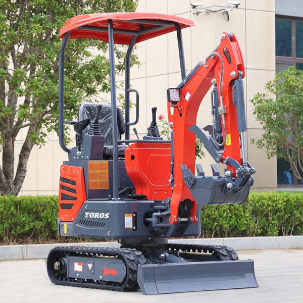 Quality CE Certified Small Tracked Excavator 1200kg Mini Excavation Equipment for sale