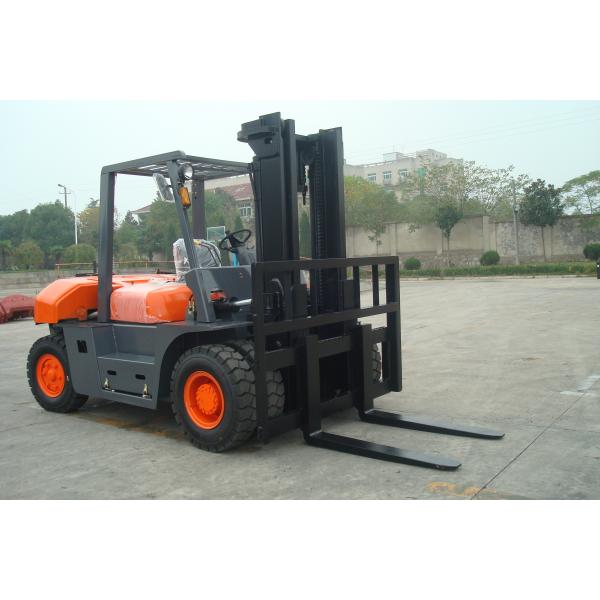 Quality ISUZU Energy Saving Diesel Port Forklifts 8 Ton Yellow Color Turning Radius for sale