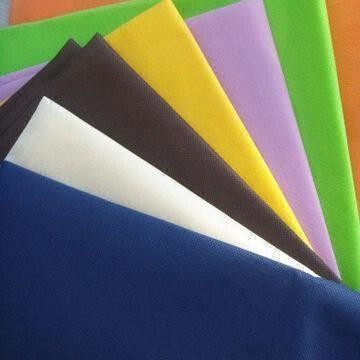 Quality Customised Polypropylene Spunbond Nonwoven Fabric For Bags / Clothes for sale