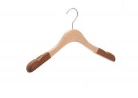 China Custom Heavy Duty Clothing Store Hangers , Wooden Retail Hangers With Lint factory