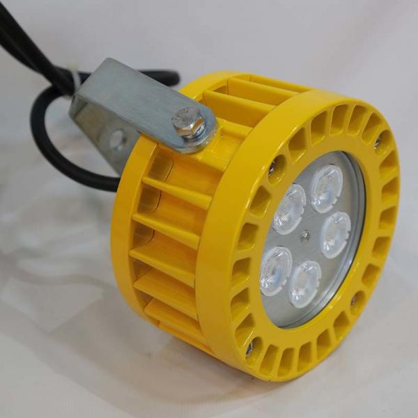 Quality Waterproof Ip66 Led Loading Dock Lights Powerful 3000 Lumens Illumination for sale