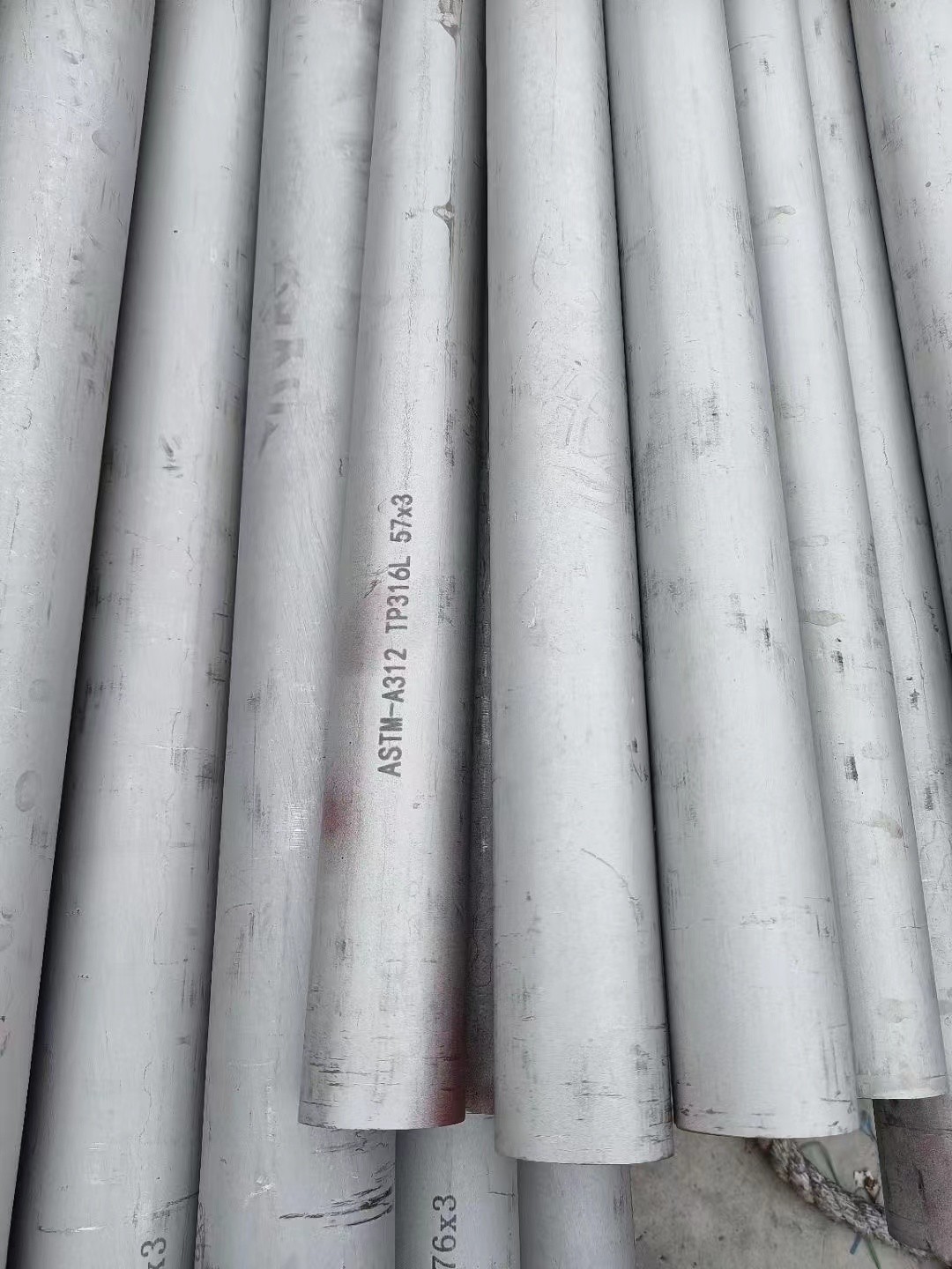 China 316L Stainless Steel Seamless Tube ASTM A312 TP 316L Seamless 316l Stainless Steel Tube factory