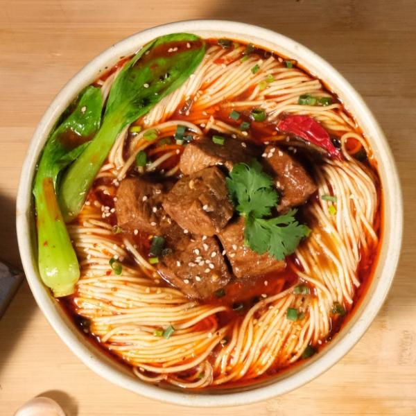 Quality Braised Beef Flavor ChongQing Noodles Low Energy Chong Qing Xiao Mian for sale