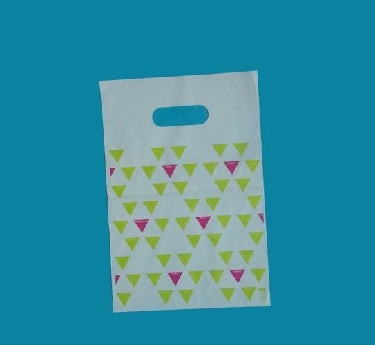Quality Shopping Reusable Plastic Handle Bags Waterproof Customized Color for sale