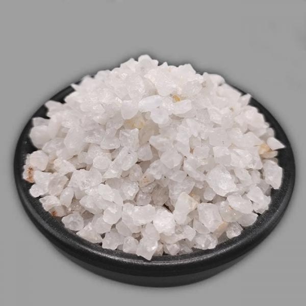 Quality Milky White Water Treatment Consumables , Quartz Sand For Water Filtration 2.65g/Cm3 for sale