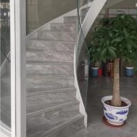 China Indoor Frameless Stair System Curved Tempered Glass For Railing Stair Balustrade factory