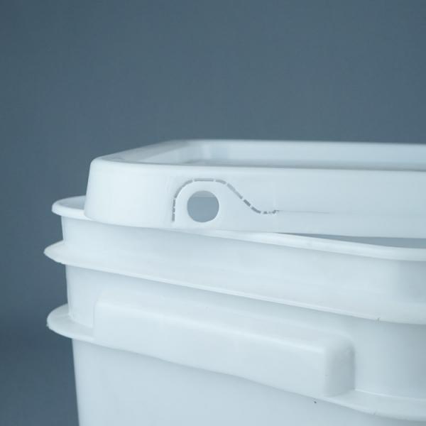 Quality Food Safe 10 Litre Square Plastic Buckets With Handles Customized Color for sale