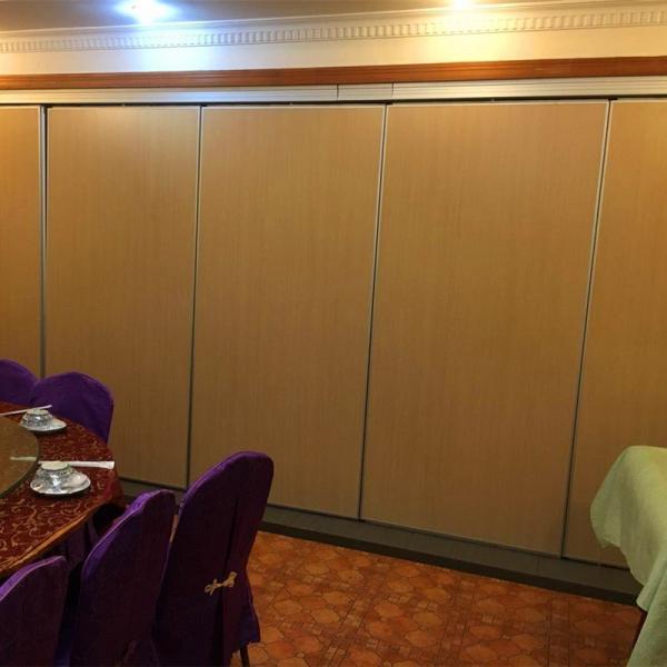 Quality Soundproof Interior Sliding Doors Folding Partition Walls Max Height 4000 MM for sale