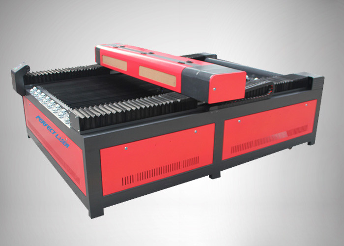 China CE / ISO CO2 Laser Engraving Machine 60 Watt Co2 Laser Engraver For Fabric Textile factory