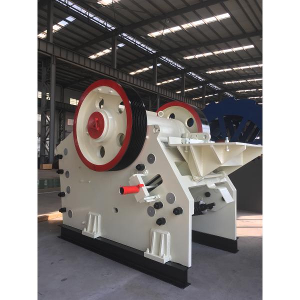 Quality Pev C Series Jaw Crusher , Mining Screening Equipment With V Type Cavity for sale
