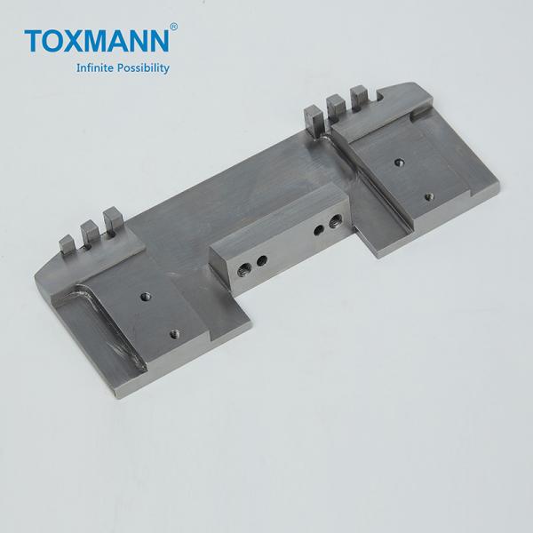 Quality HRC21-22 Small Precision Machined Parts Stainless Iron S136 Material for sale