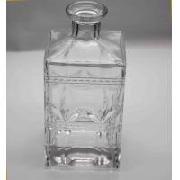 China 700ml 750ml Glass Whiskey Decanter factory