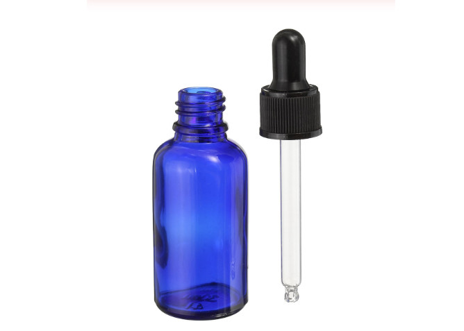 China 30 Ml Blue Empty Essential Oil Bottles With Glass Dropper Convenient Packaging factory