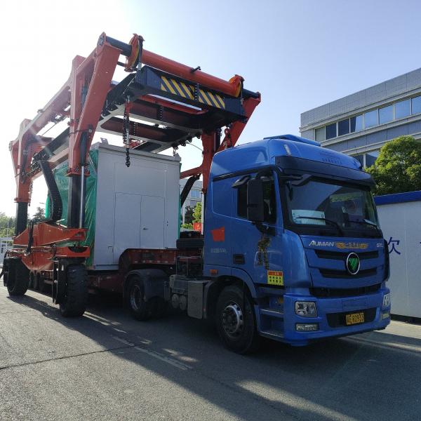 Quality SPEO Mobile Straddle Carrier Crane 35 Ton For Lifting Oversized Loads for sale
