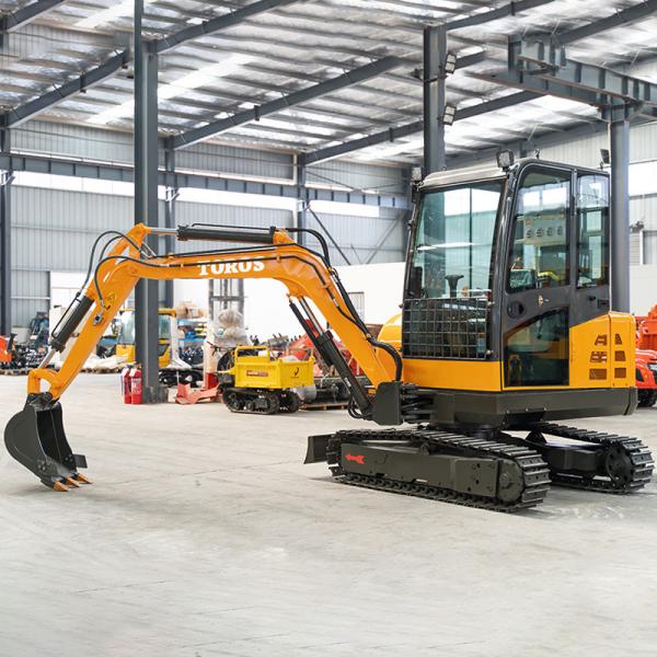 Quality Construction Site 3ton Toros Mini Excavator Small Earth Moving Machinery for sale