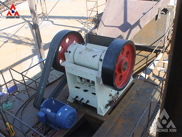 Quality Large Capacity Jaw Crusher For Rock Crushing, Mining,Quarry for sale