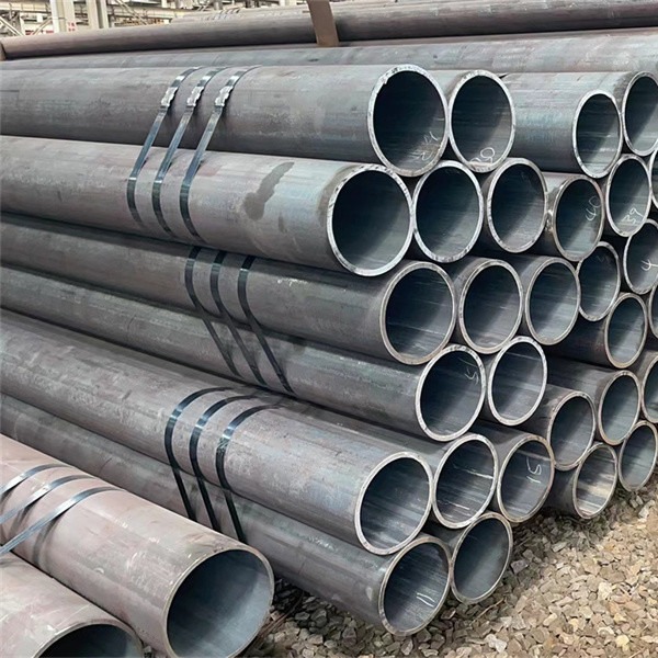 Quality Carbon Hot Rolled Seamless Steel Pipe Sch 40 For Oil Natural Gas Water for sale