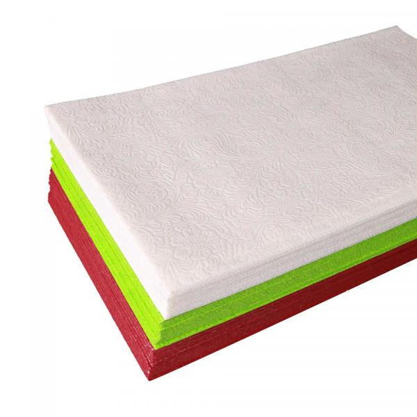 Quality Disposable Nonwoven Table Cloth Recyclable Waterproof 40-80gsm for sale