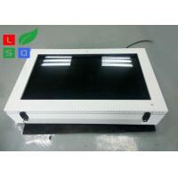 China Large LCD Digital Signage Display Outdoor 2000Cd/M2 LCD AD Display for sale