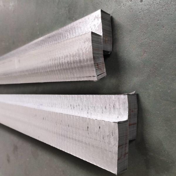 Quality Strip Shaped Aluminum Honeycomb Core With Any Thickness Can Be Cut For Flooring for sale