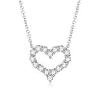 China Pretty 18k Gold Lab-Grown Diamond Pendant  White Lab-Grown Diamond Pendant Beautiful jewelry Heart Shape Pendant factory