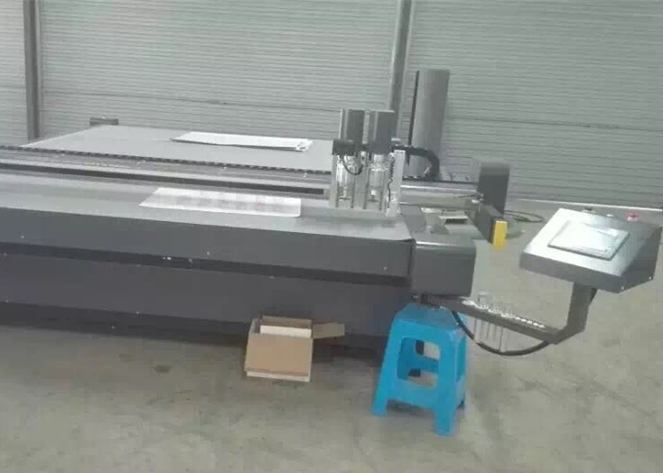 China Folding Carton Corrugated Sample Cutter Honeycomb Pallets Displays PCI Port factory