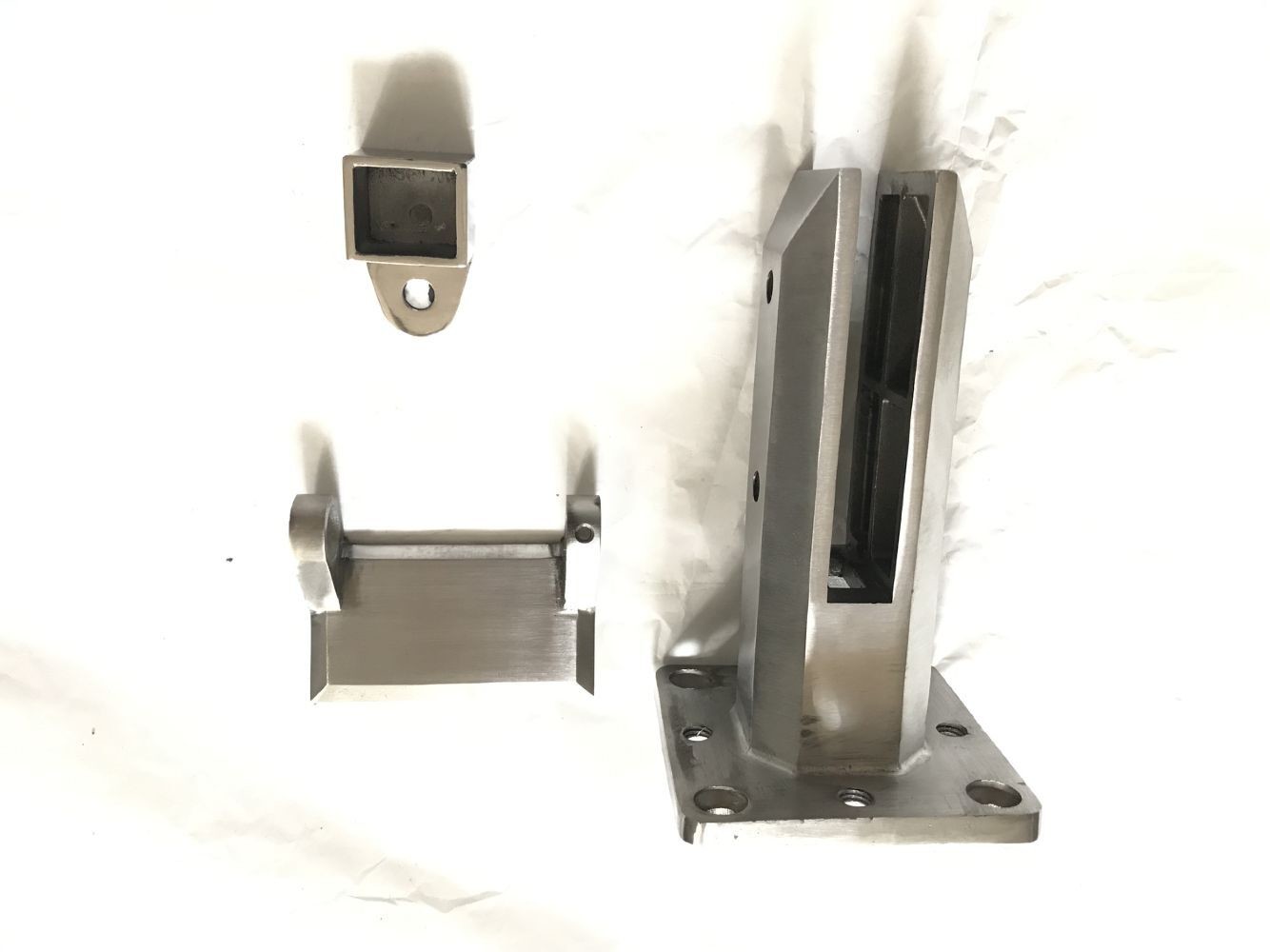 China Investment Precision Casting Parts Stainless Steel Hinges And Support factory