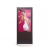 China 3000cd/M2 Double Side Portable Digital Signage Display 49 55 Inch factory