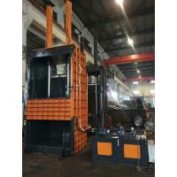 China Semi Automatic Vertical Baler Machine / Vertical Cardboard Baler ISO9001 factory