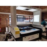 China 150 Watts CO2 Vision Laser Cutting Machine For Custom Cycling Jerseys JHX - 180100S factory