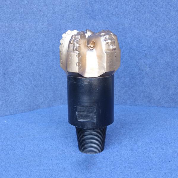 Quality 8 1/4 (209.6mm) Oil Drilling PDC Drill Bits With Low Abrasiveness ISO9001 for sale