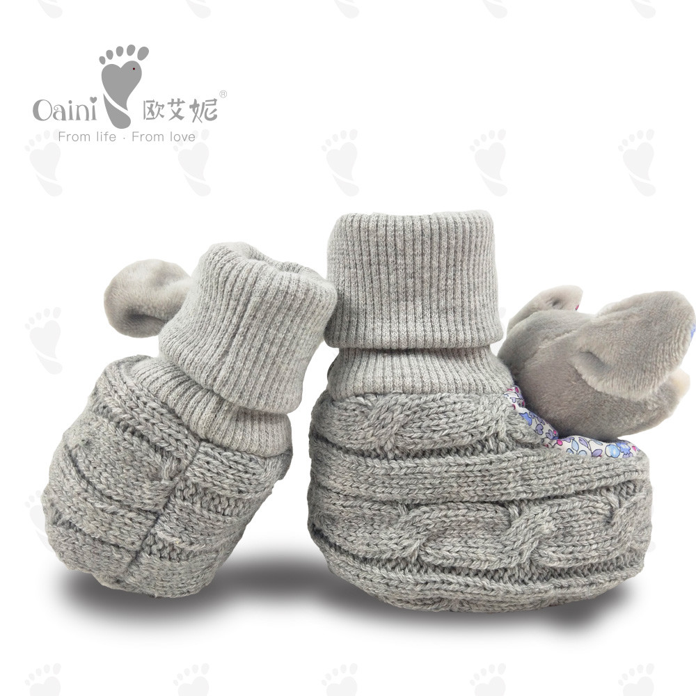 China Warm Infant Baby Girl Shoes Grey Rat Shoe PP Cotton 10 X 9cm for sale