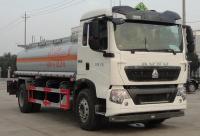 China Sinotruk HOWO 10000 Liters Oil Tank Truck Trailer Cryogenic Oil / Fuel Tank Truck factory