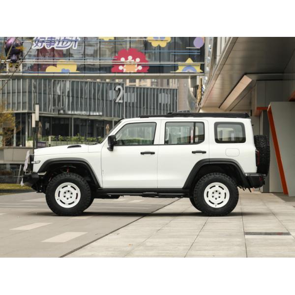 Quality Gasoline Great Wall Tank 300 Four Wheel Drive Off Road Vehicle for sale