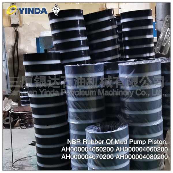 Quality 40Cr Mud Pump Parts Piston NBR Rubber AH000004050200 AH000004060200 Forged Steel for sale