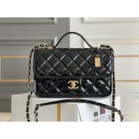 China 22k Women Chanel Flap Bag 2022 Patent Leather Tofu Bag Black Gold factory