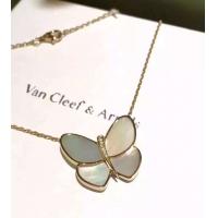 Quality Butterfly Pendant Necklace 18K Yellow Gold , Van Cleef Butterfly Necklace for sale