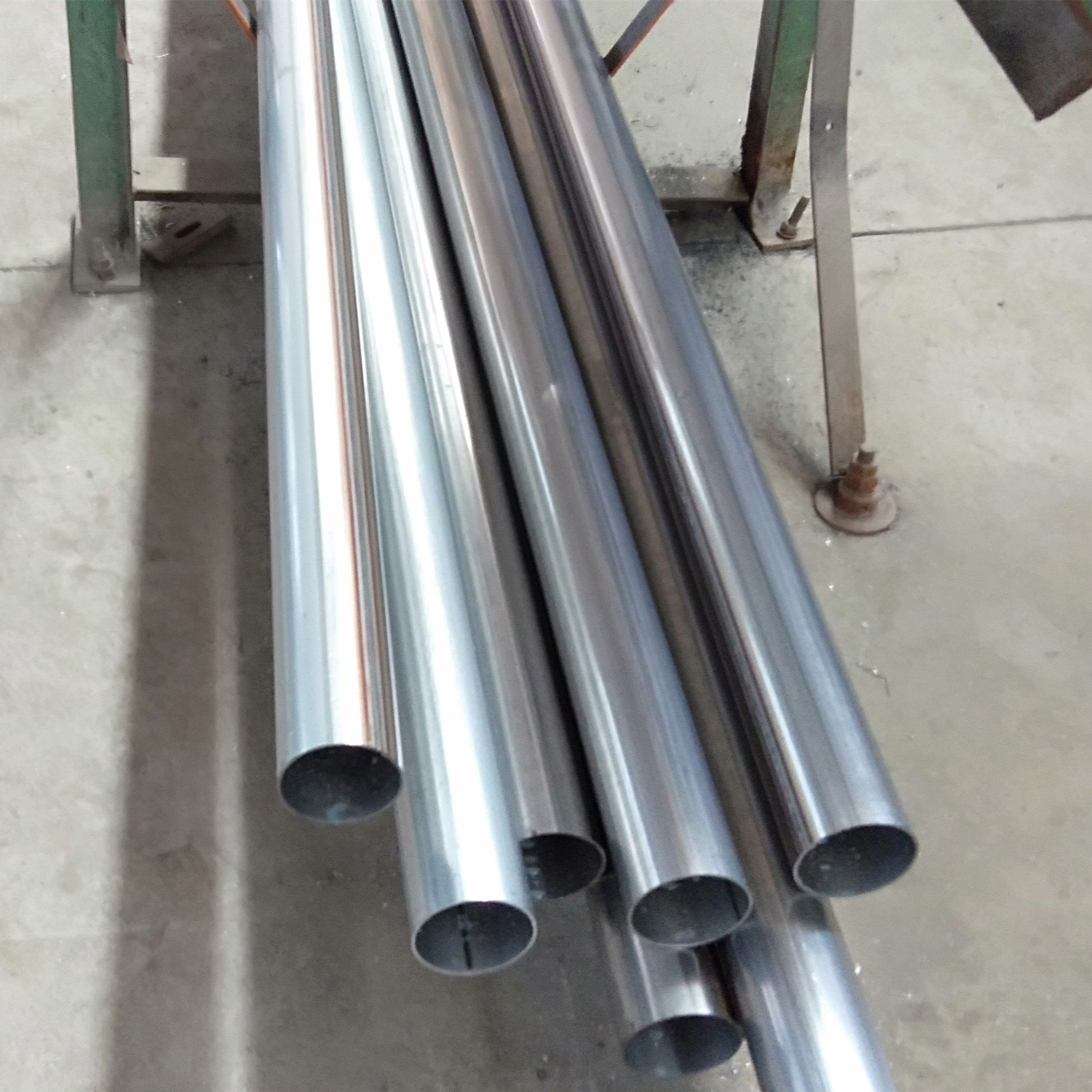 China Welded Sus 430 Stainless Steel Exhaust Pipe Soft And Bending for sale