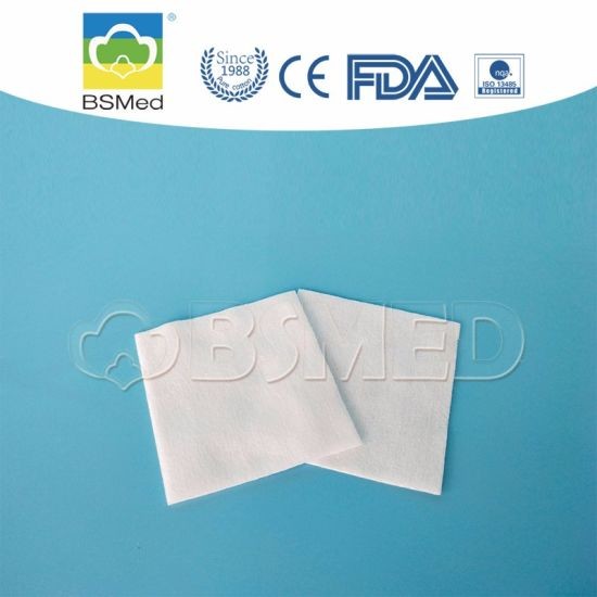 Quality Square Cotton Wool Pads Plain Pattern High Absorbency FDA Certification for sale