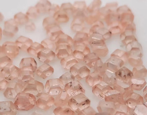 China Pink Lab Diamonds 1-2ct Loose Pink Diamonds Pink hpht rough diamond factory