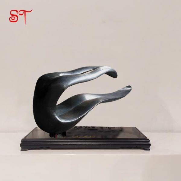 Quality Shopping Mall Decoration Tongue Stainless Steel Statue Black Modern Metal for sale