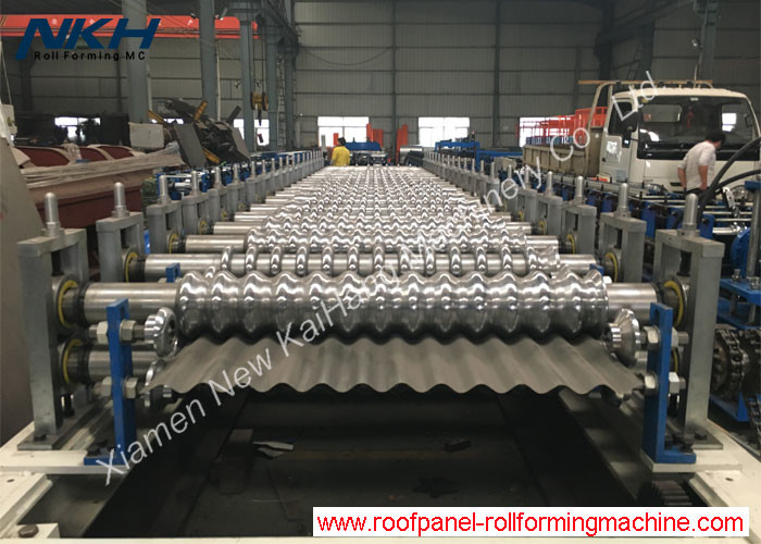 China Corrugated Sheet Roll Forming Machine , High Precision Cold Roll Forming Machine for sale