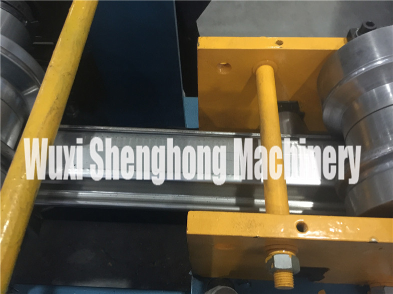 China Rolling Shutter Door Sheet Metal Roll Forming Machines Heavy Duty for sale