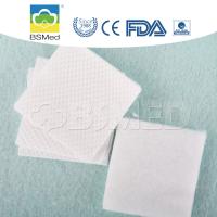 Quality 100% Natural Cotton Wool Pads Square Shape White Color ISO9001 Certification for sale