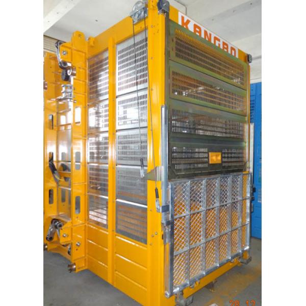 Quality Yellow Construction Site Lift Lifting Speed 0–36 M/Min SC200BD For Bridges / for sale