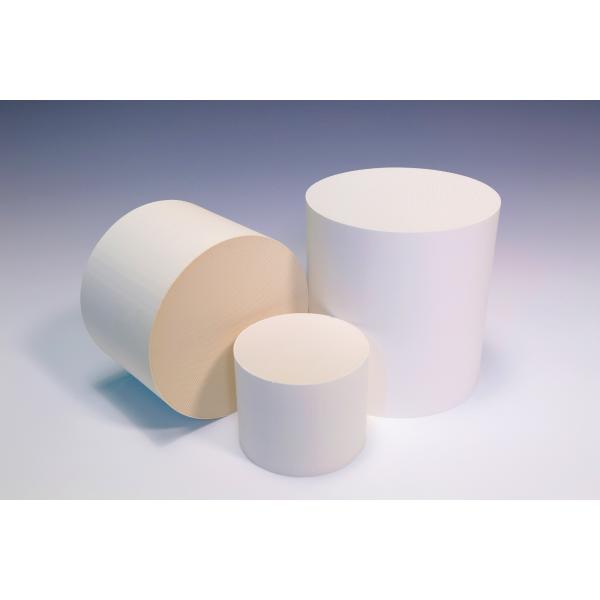 Quality Porous Cordierite Honeycomb Ceramic Round for Catalyst Substrate for sale