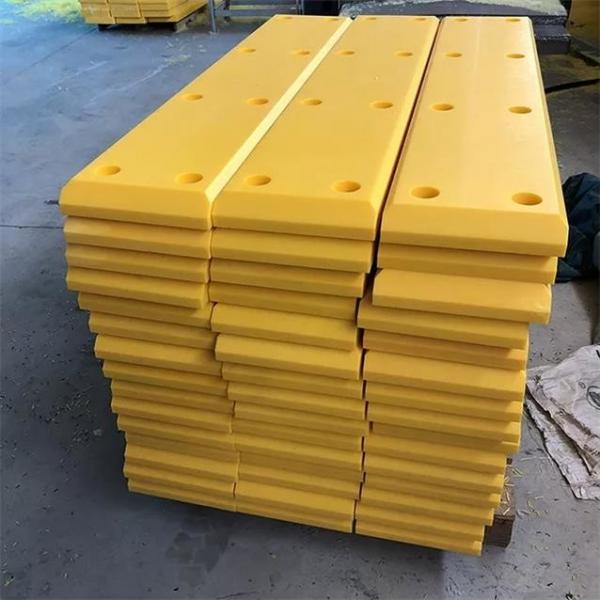 Quality Anti Impact UHMWPE Front Panel Ship Corner Face Fender Pad For Marine Rubber for sale