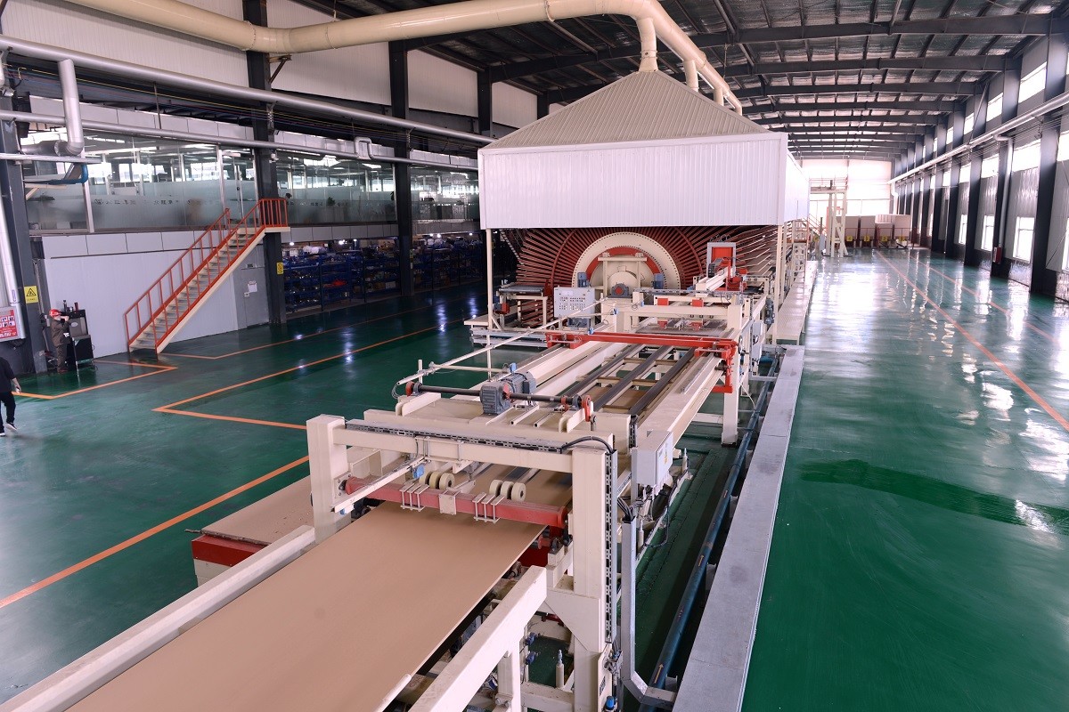 China 150000CBM Particle Board (PB) Making Machine Production Line factory