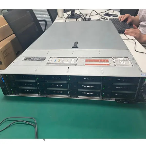 China DEL L PowerEdge R740XD Rack Server 2U Chassis for sale
